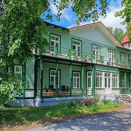 In Heermeyer Apartment